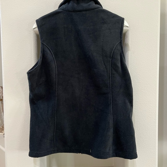 Columbia Vest - Picture 2 of 4